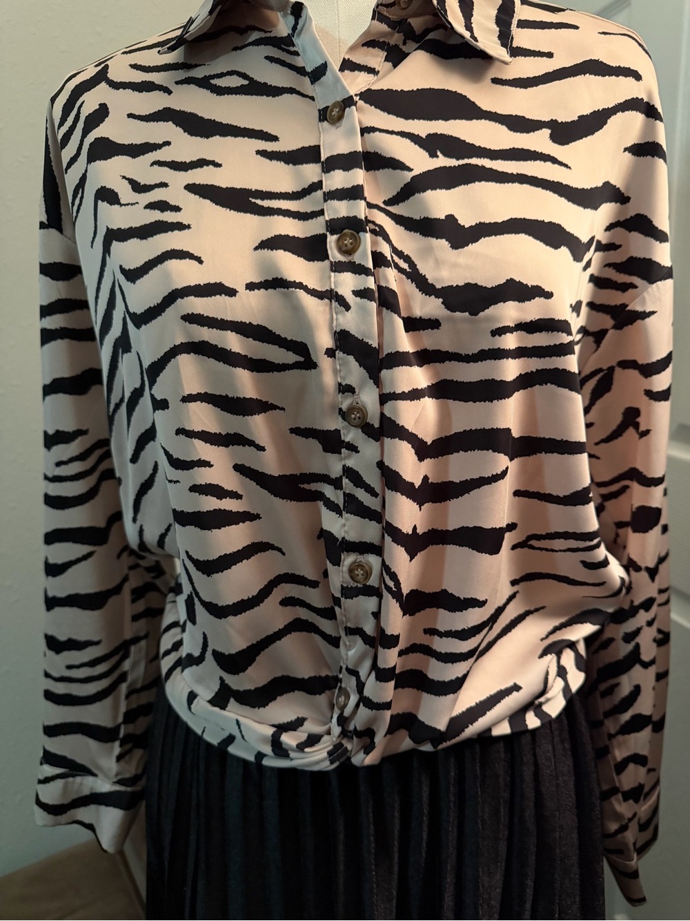 Women's Black Zebra-Print Button Front Shirt - Cream/Black